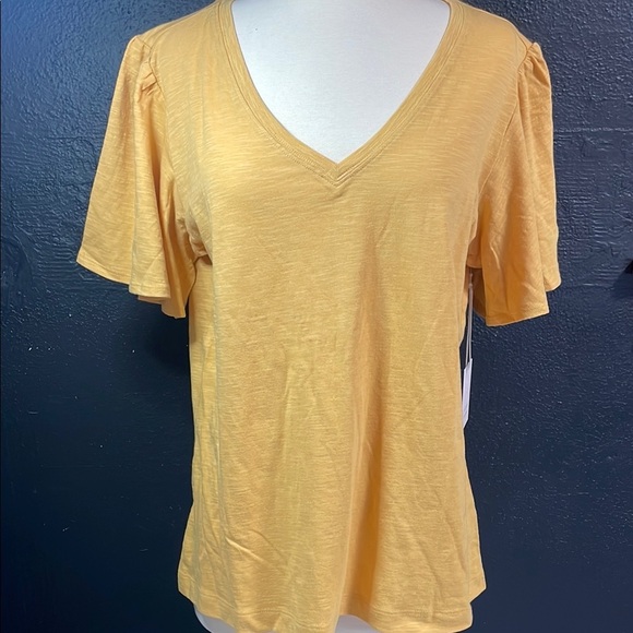 LC Lauren Conrad Yellow Fitted V-Neck Short Sleeve Tee - Picture 1 of 4